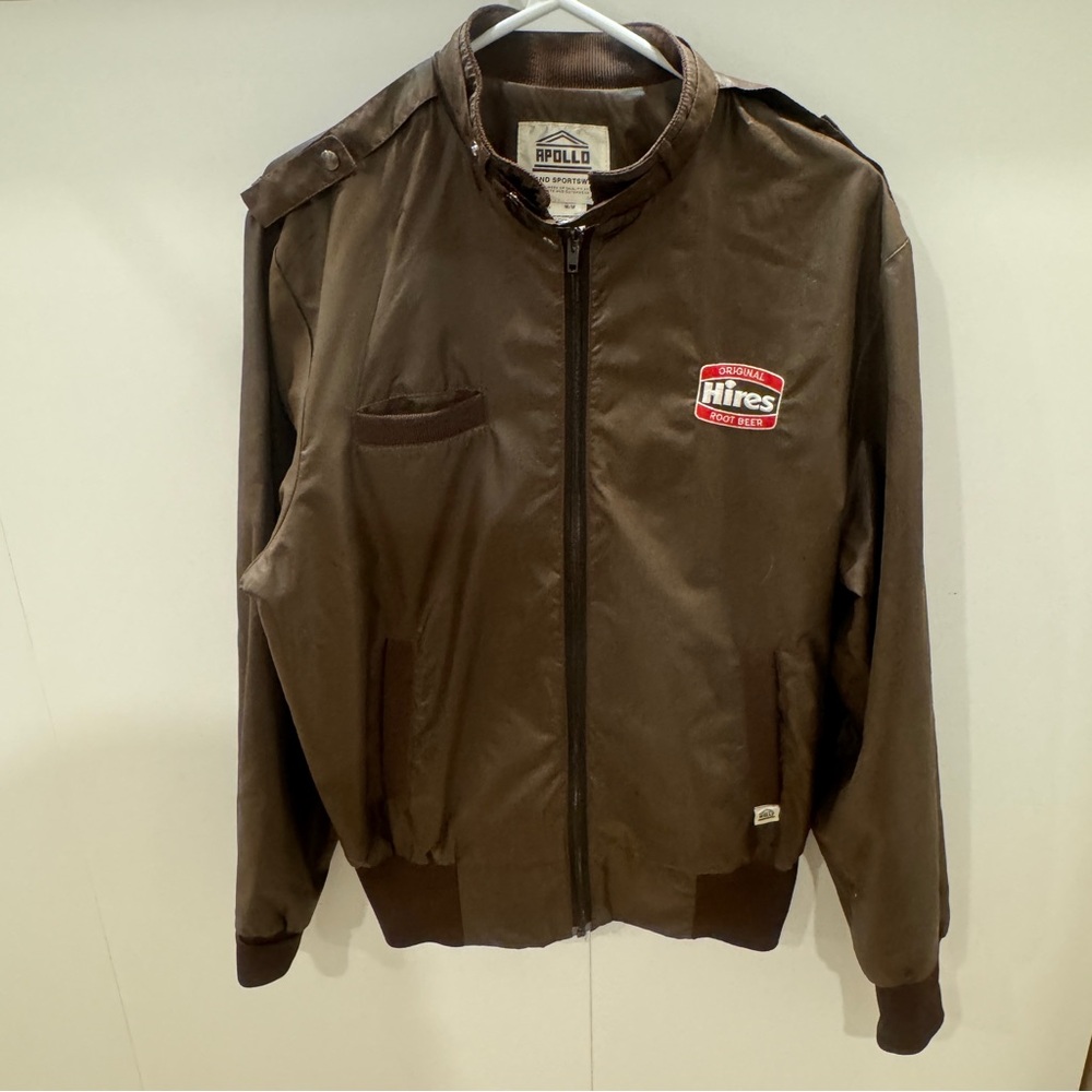 80’s/90’s Hires Rootbeer brown delivery jacket in a Men’s size medium